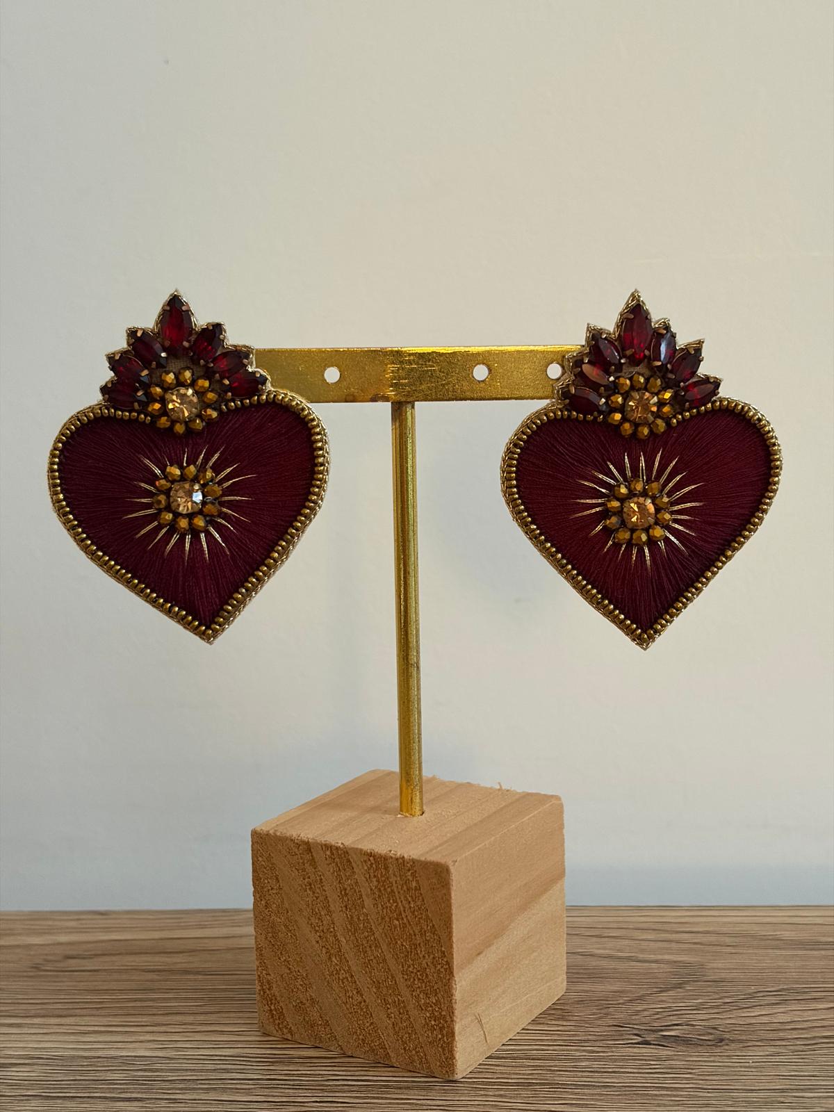 Boucles d'oreilles brodées Perlées CARITAS