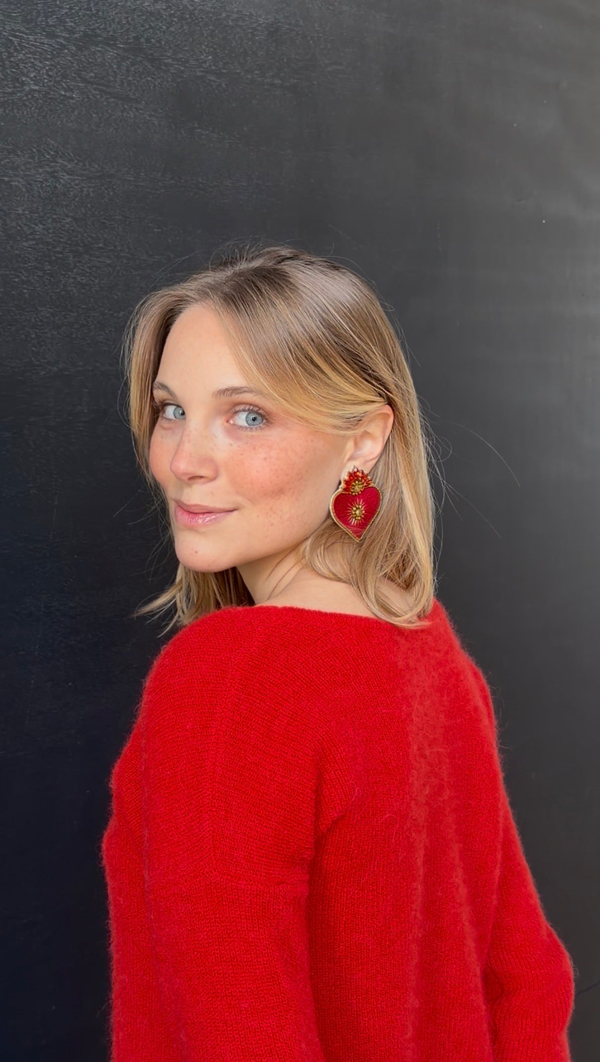 Boucles d'oreilles brodées Perlées CARITAS