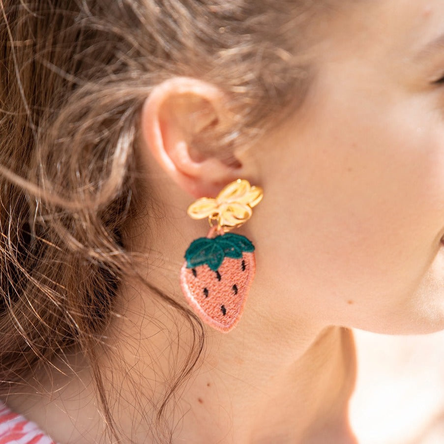 Boucles d'oreilles brodées Fraises 🍓