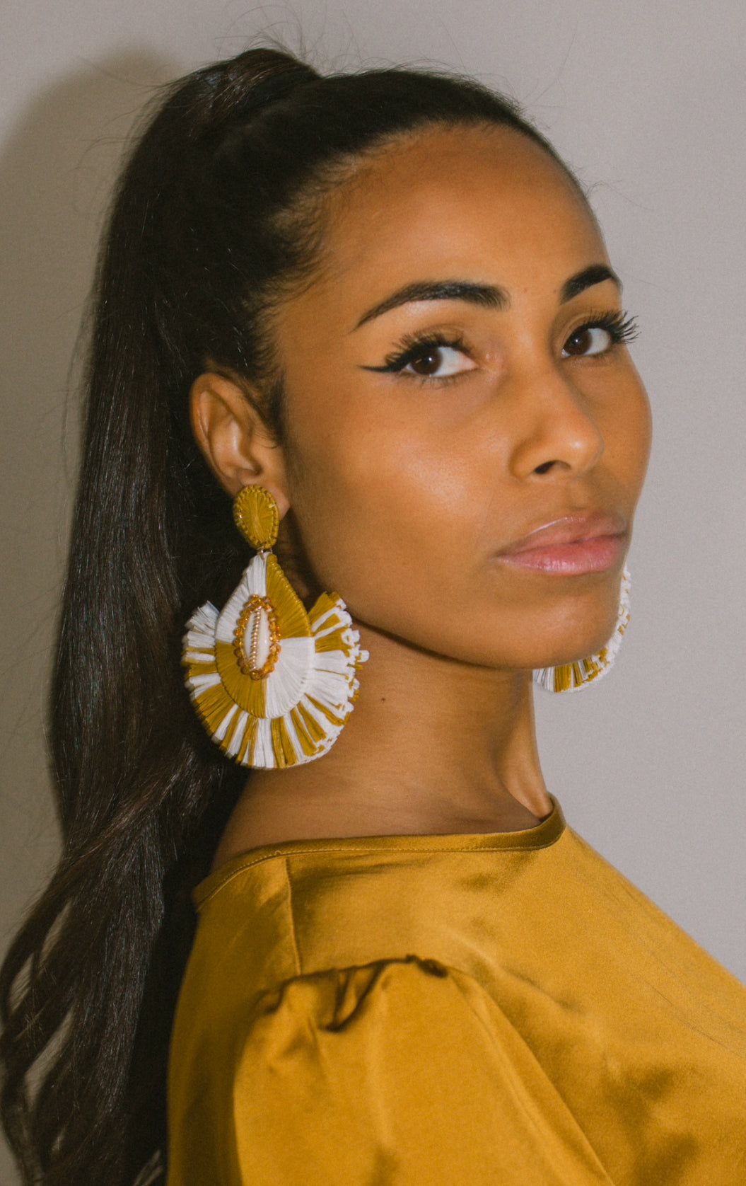Boucles d'oreilles brodées Perlées Victoria