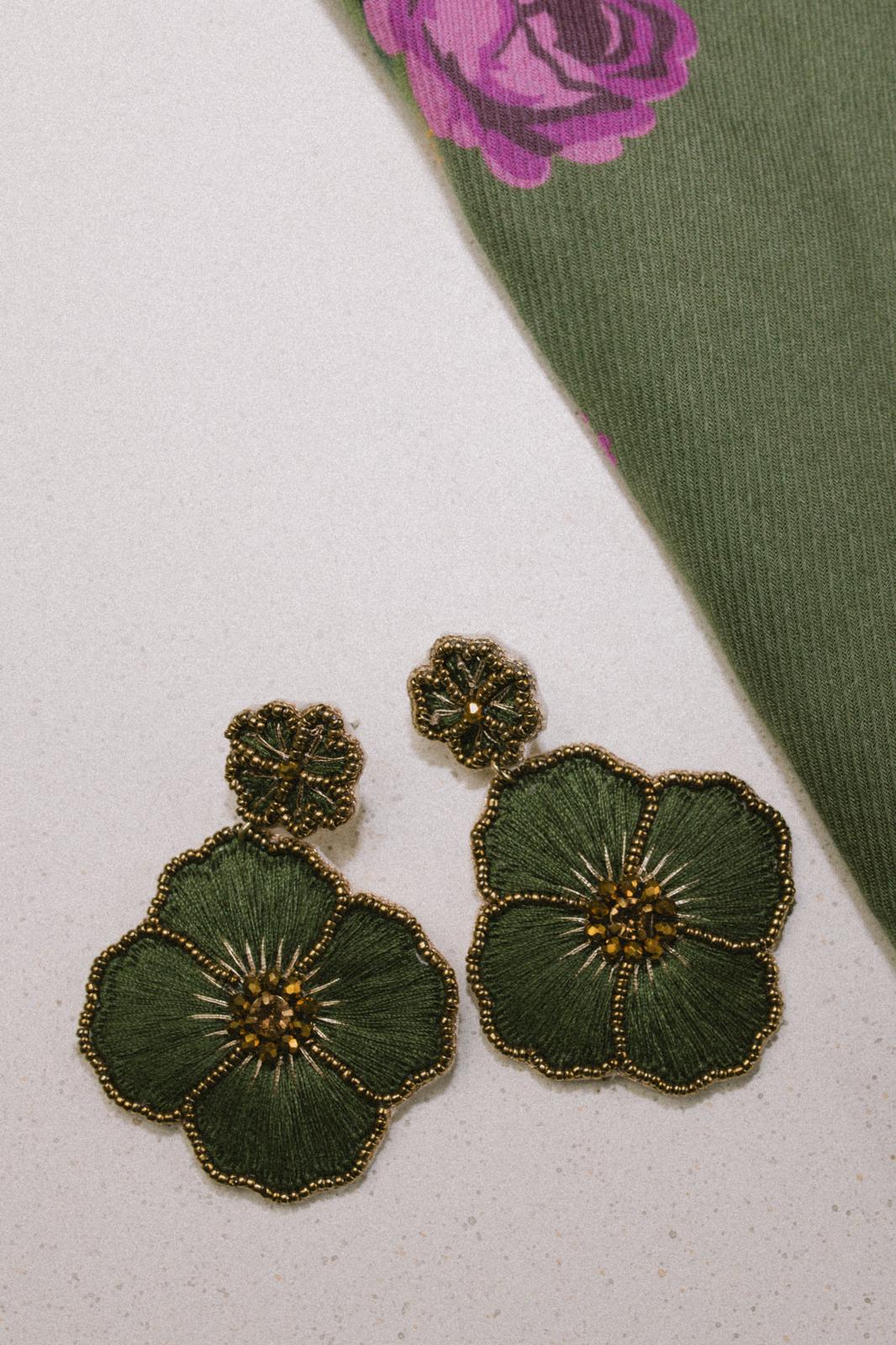 Boucles d'oreilles brodées Perlées Philippa