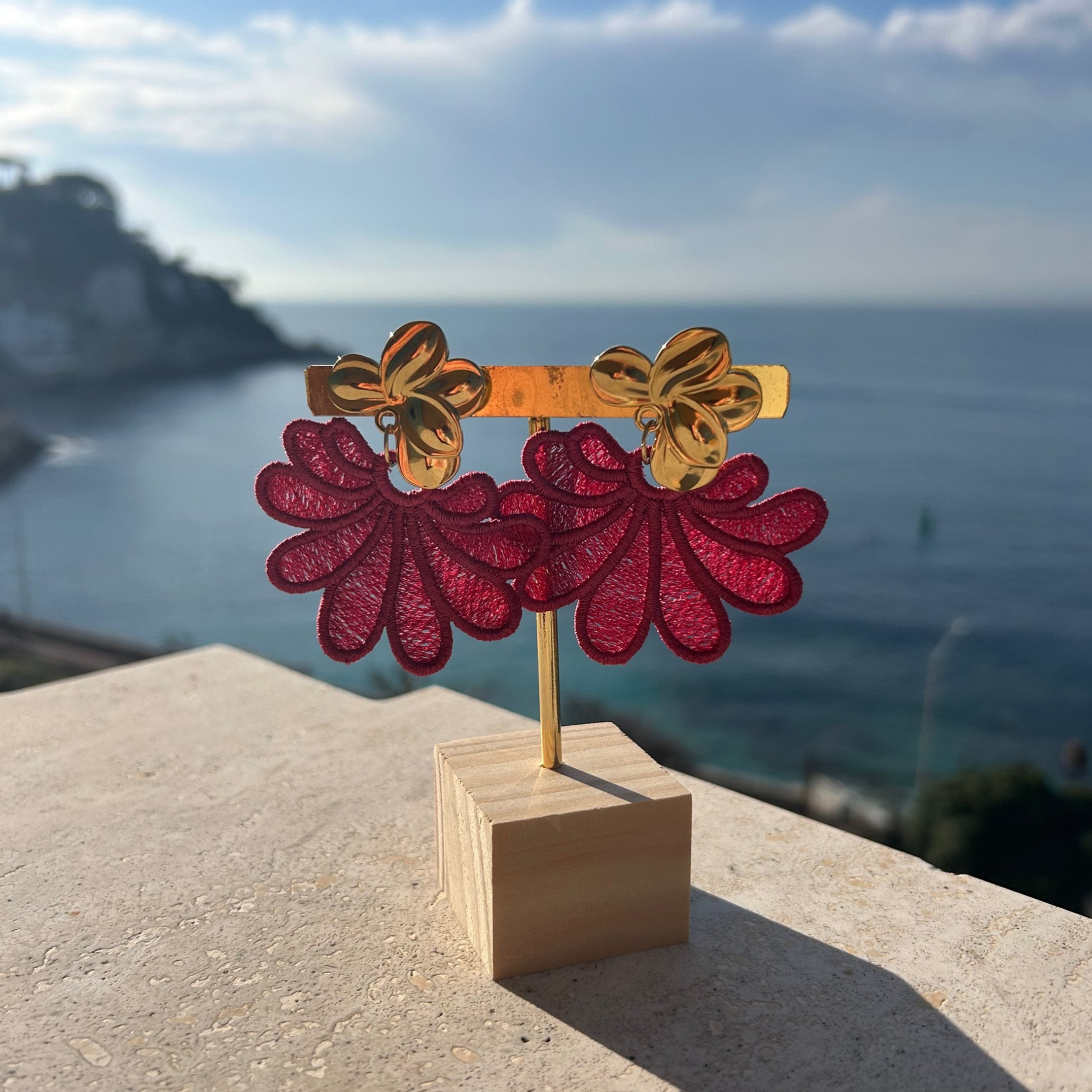 Boucles d'oreilles brodées Angèle